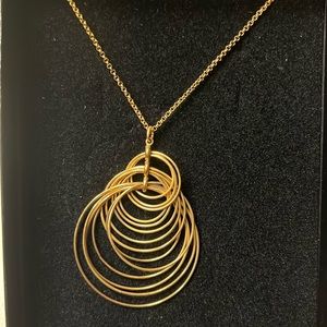 Joan Rivers Vintage graduated ring pendant 18”